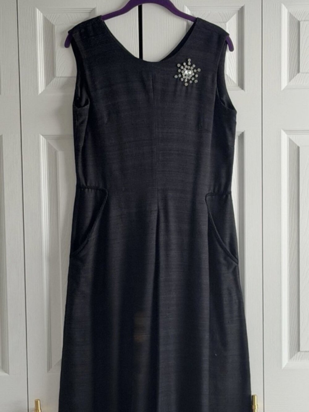 Vintage Anna Molinari 100% Silk LBDShift Dress Rhinestone Brooch Pocket Black 38